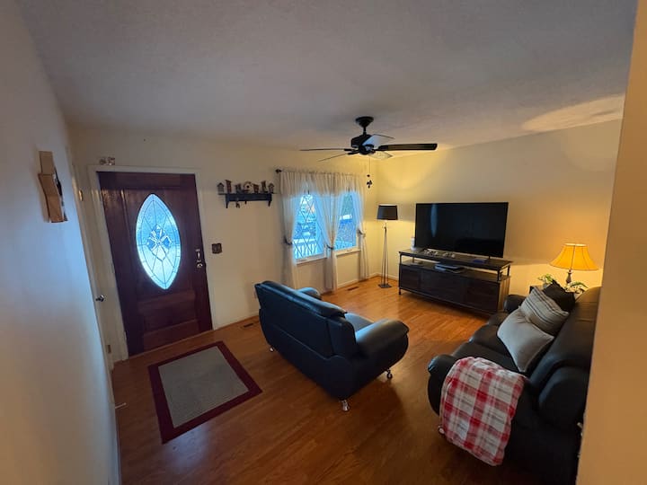 Beautiful Home In Harrisonburg - Harrisonburg, VA