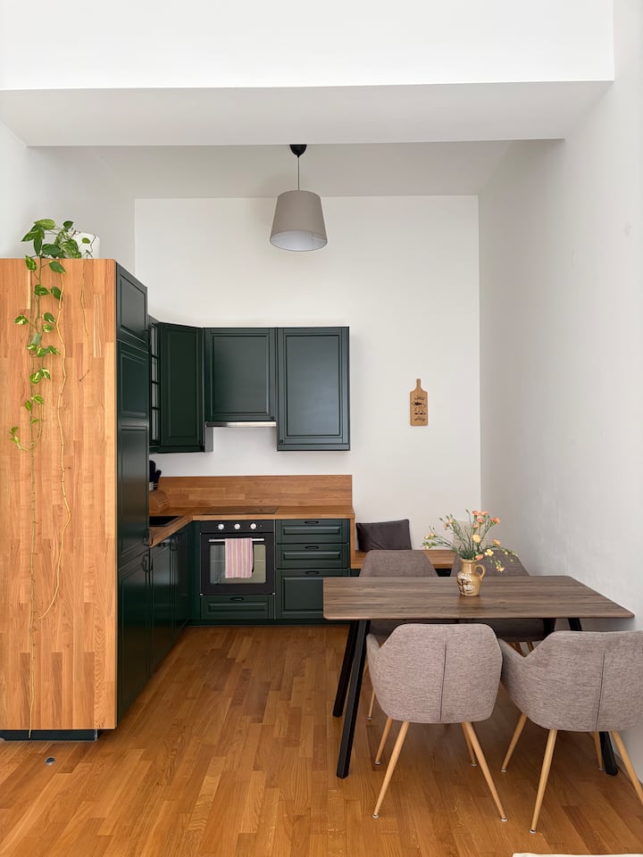 Stylish Home Near Local Market - Vienna