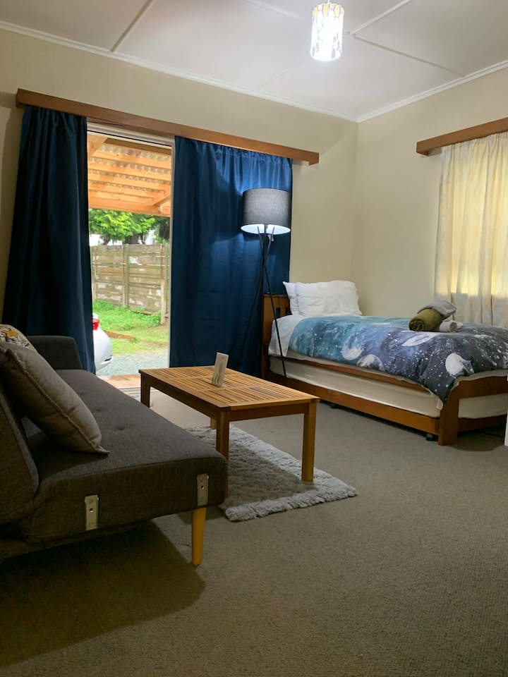 North Unit (No Kitchen) - Whangārei