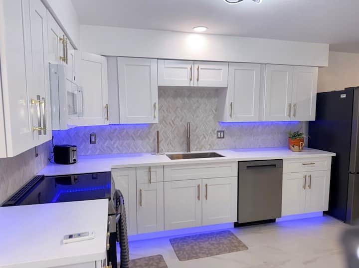 Jw Modern 3br Naples-3 Miles To Downtown - Naples, FL