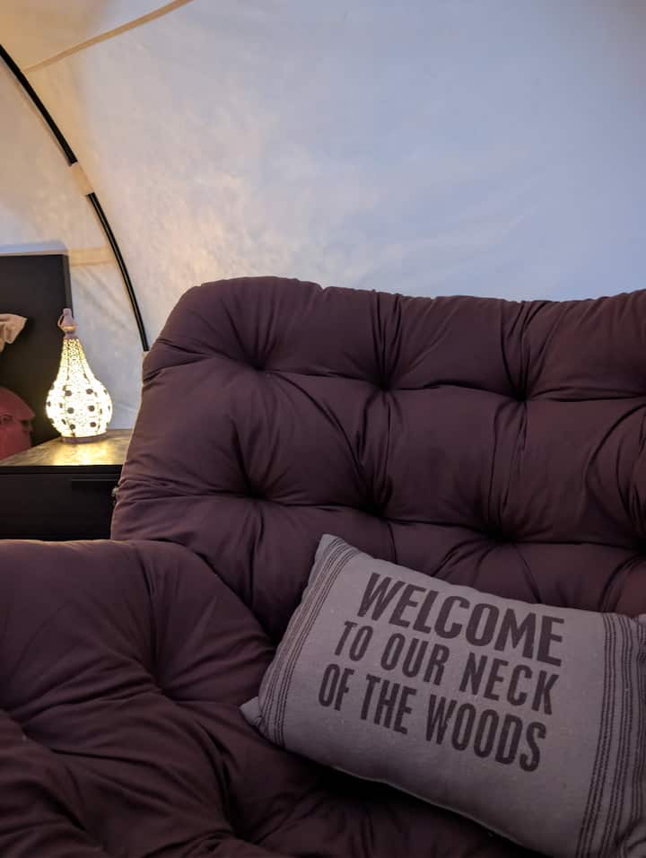 Romantic Off-grid Glamping | Forest Farm Retreat - Alberta