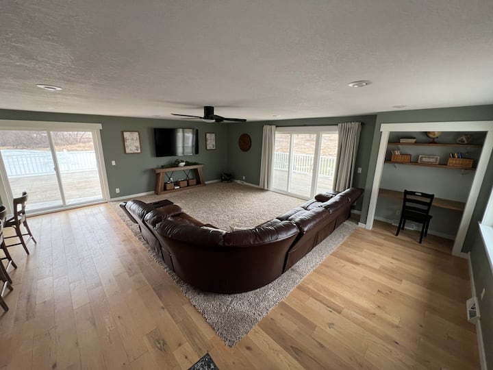 Willow Springs Farmhouse | Private Pond | Acreage - Estados Unidos