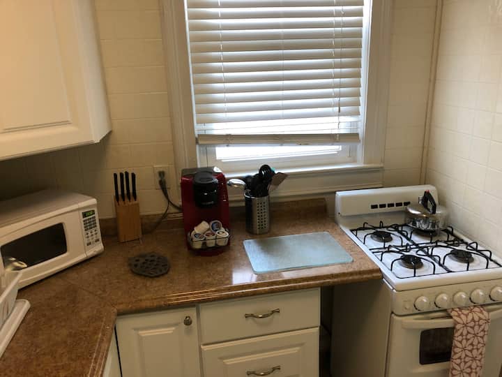 1st Floor Studio 2 Blocks To Beach - Spring Lake, NJ