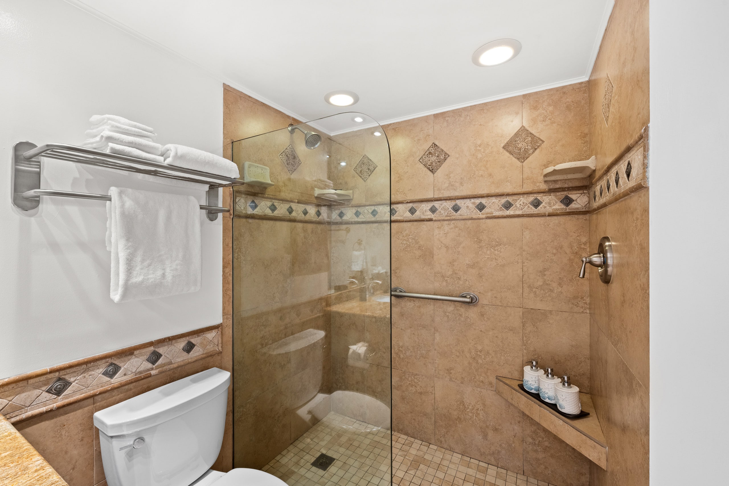 Home in Lahaina · ★5.0 · 1 bedroom · 1 bed · 1 bath - Image 31