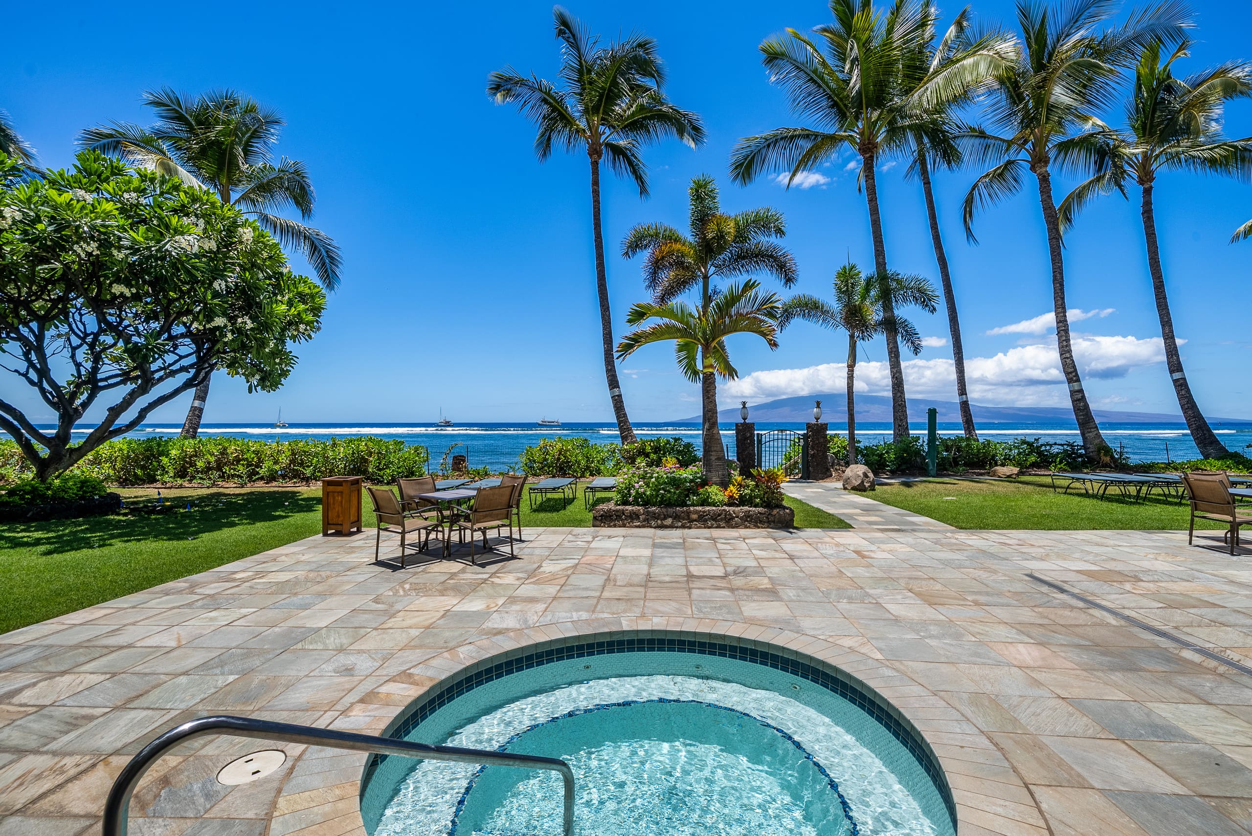 Home in Lahaina · ★5.0 · 1 bedroom · 1 bed · 1 bath - Image 65