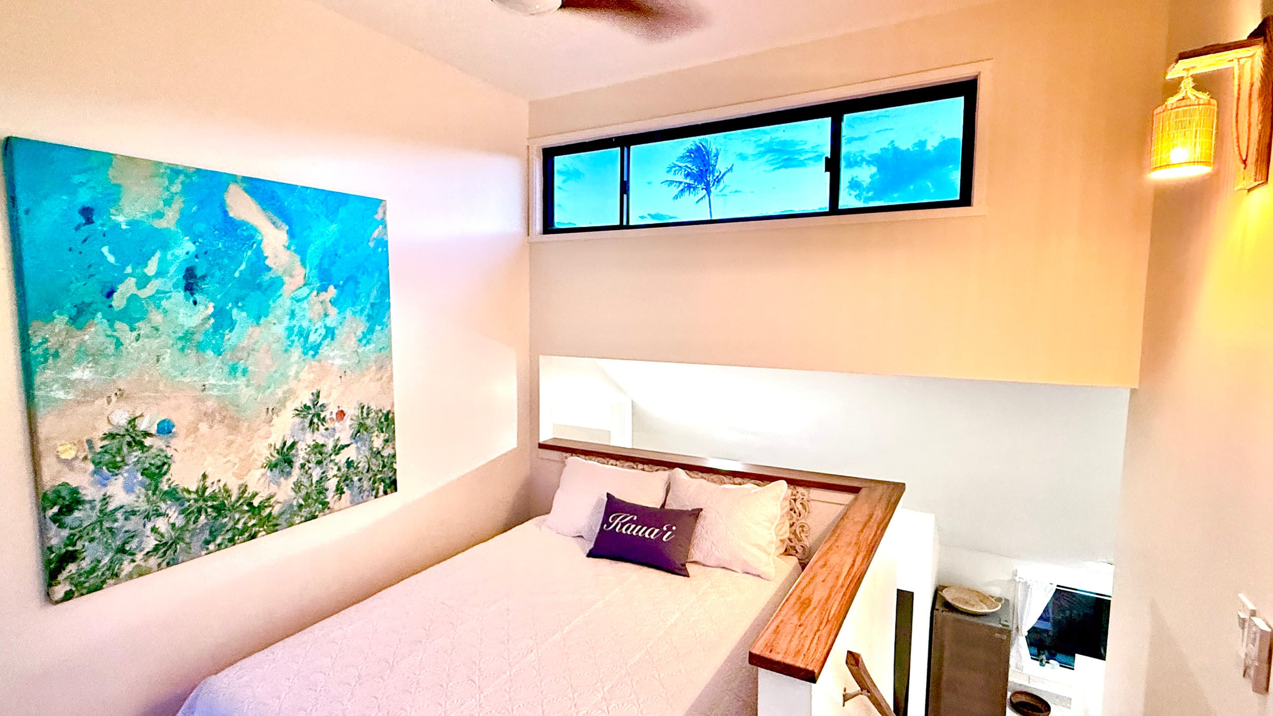 Oceanfront Blufftop Retreat · Panoramic Reef Views - Image 28