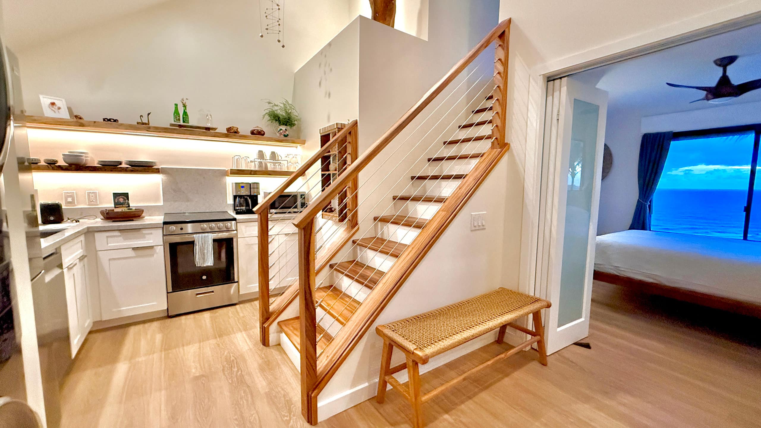 Oceanfront Blufftop Retreat · Panoramic Reef Views - Image 20