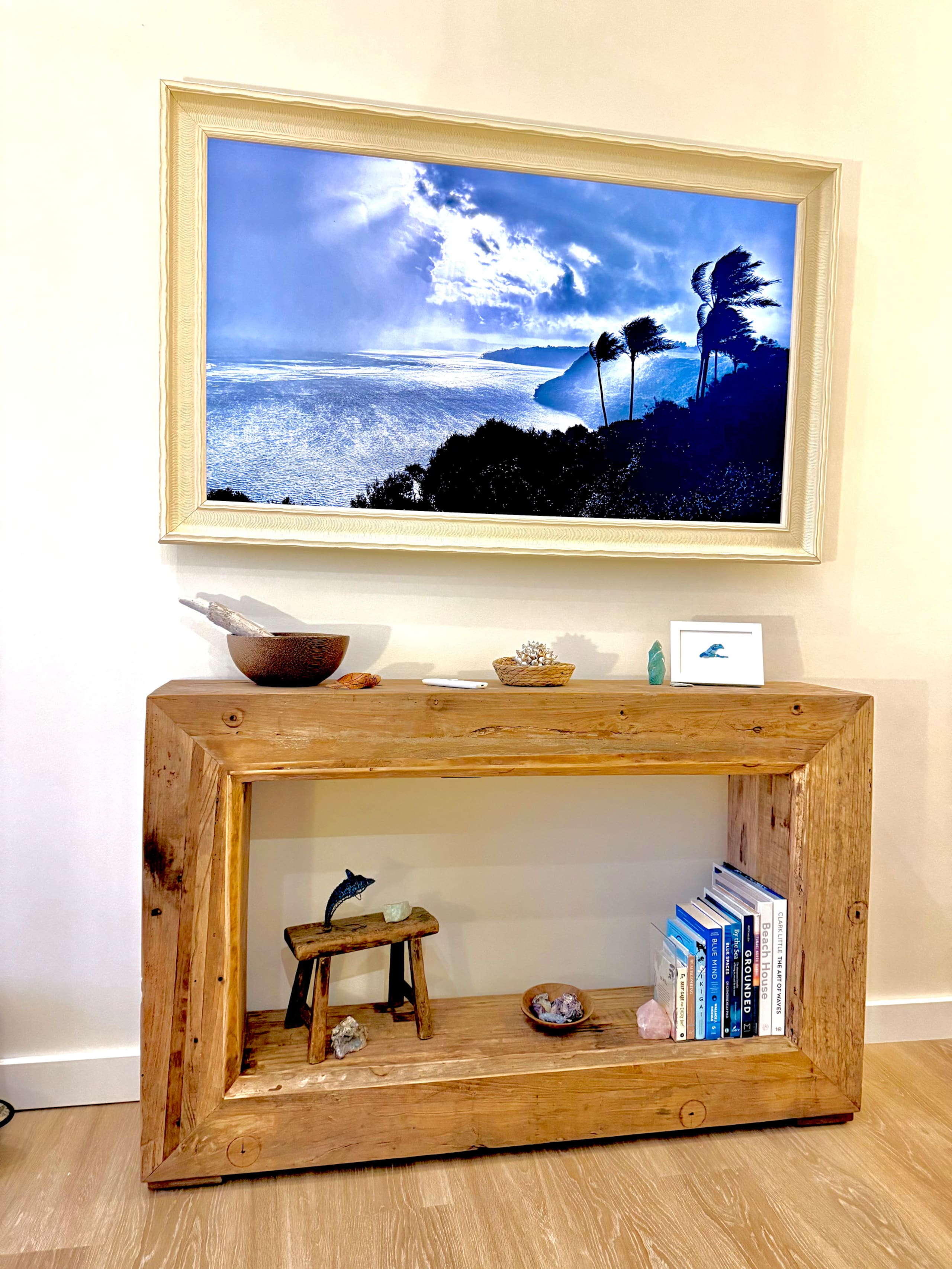 Oceanfront Blufftop Retreat · Panoramic Reef Views - Image 6