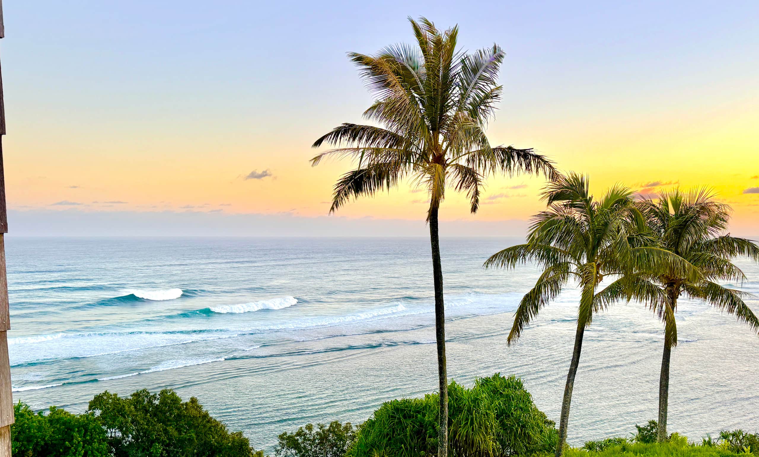 Oceanfront Blufftop Retreat · Panoramic Reef Views - Image 42