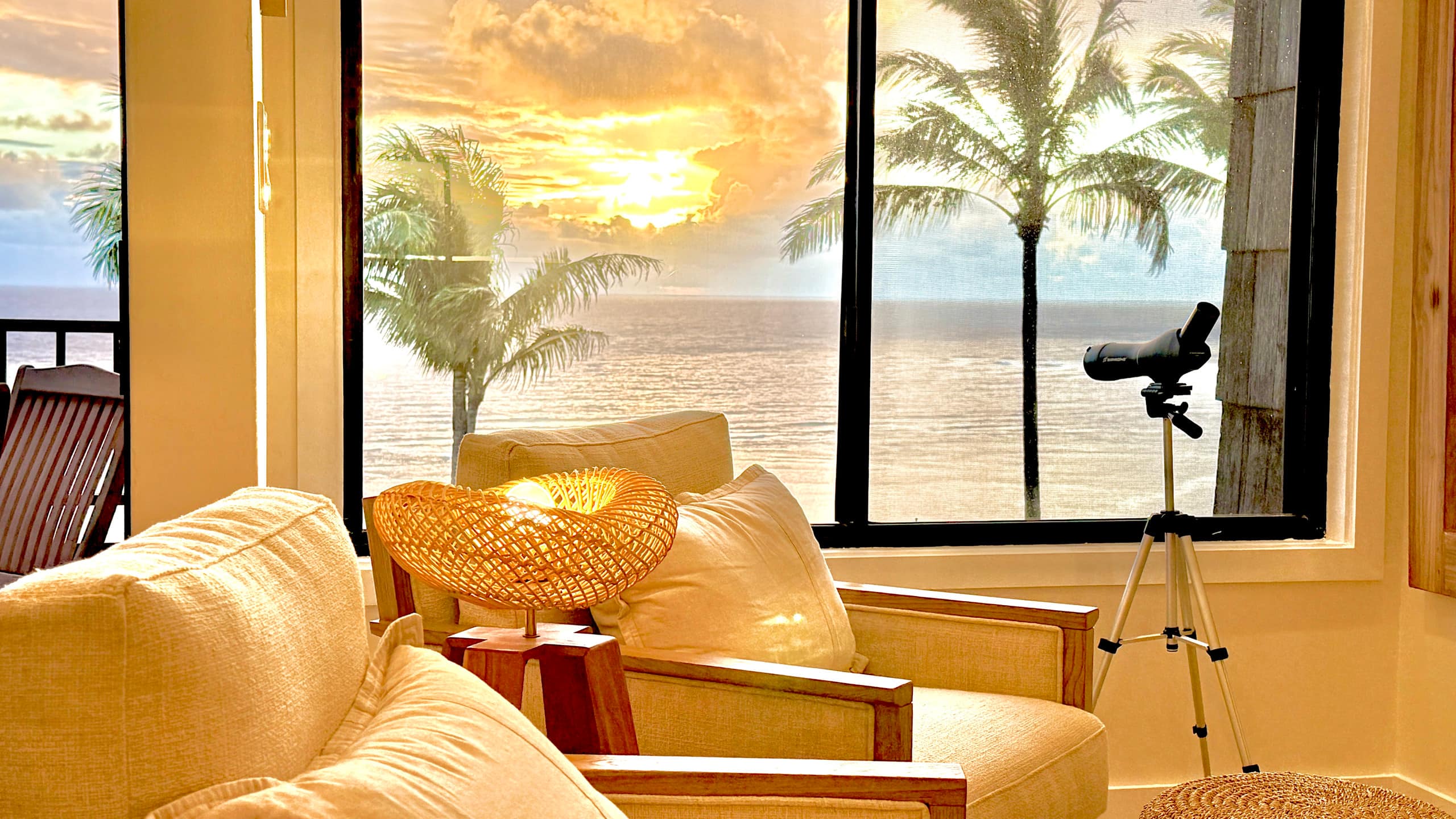 Oceanfront Blufftop Retreat · Panoramic Reef Views - Image 1