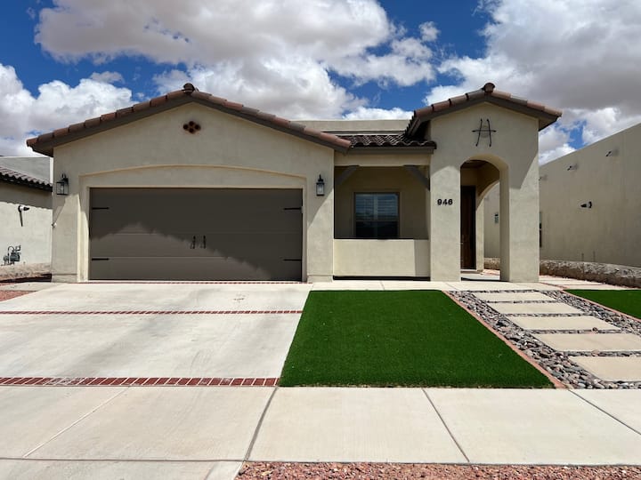 Hummingbird House - El Paso, TX