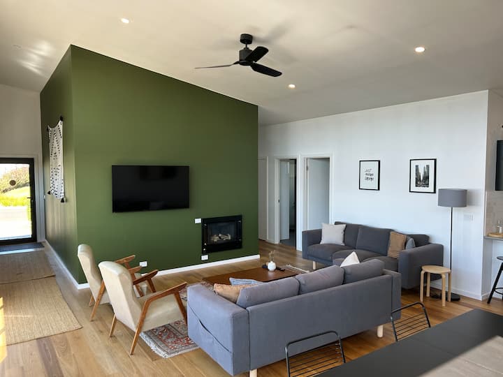 Black Haus 1 - Jindabyne