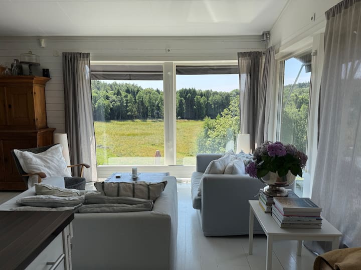 Rymligt Hus Med Karaktär Och Fantastiskt Läge. - Gotemburgo