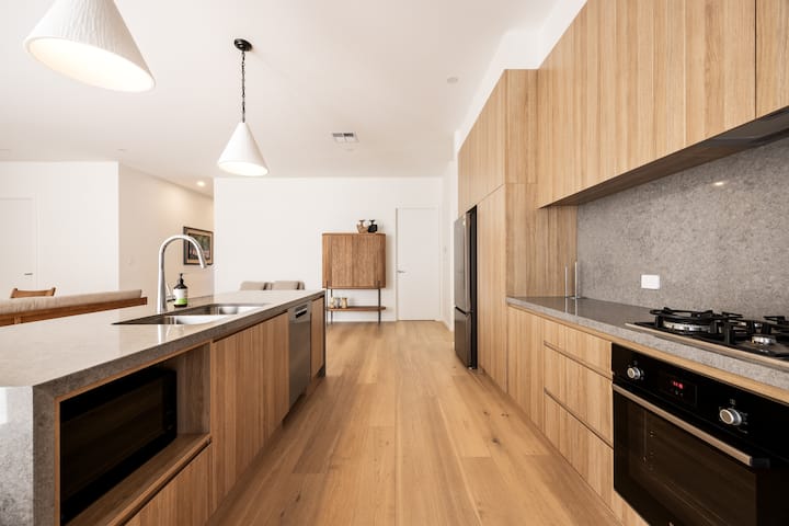 Shining House· Villa A - Greenock