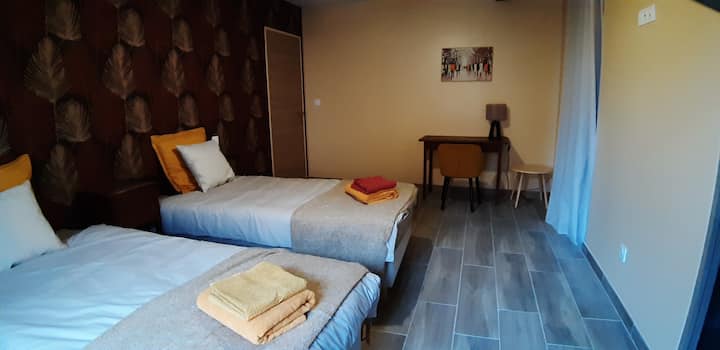 Chambre D'hôtes - Fresnay-sur-Sarthe