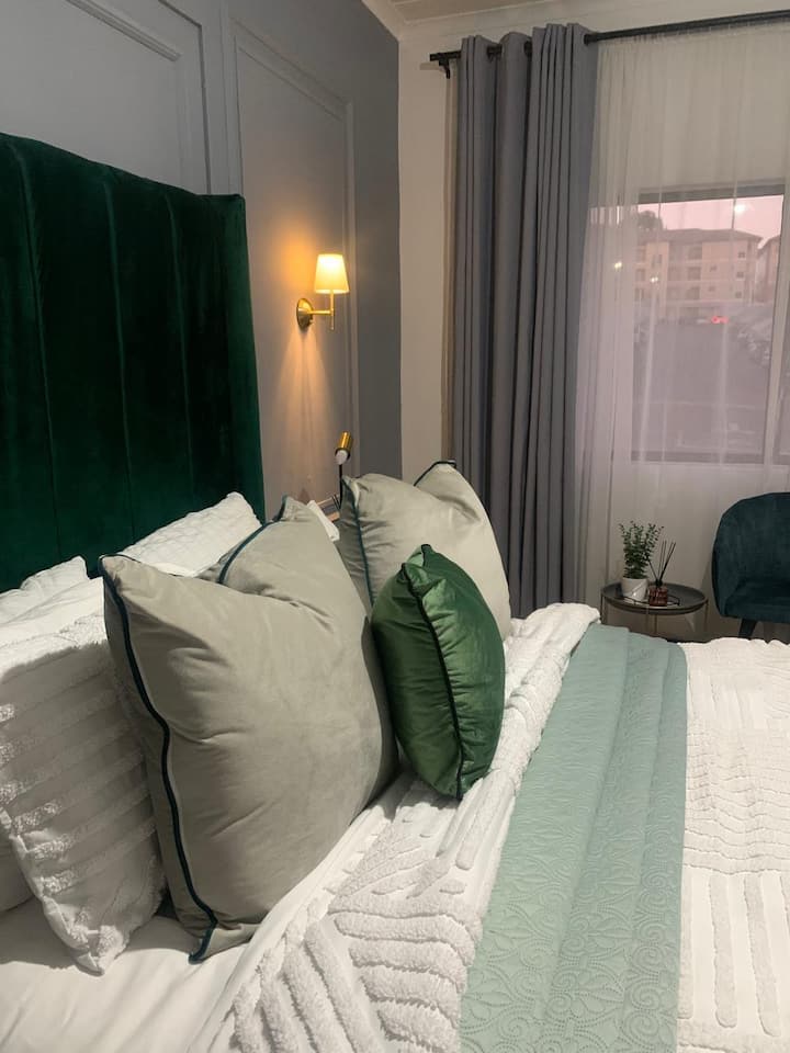 Modern Farmhouse | Pool, Gym | 10 Min To Or Tambo - Boksburg