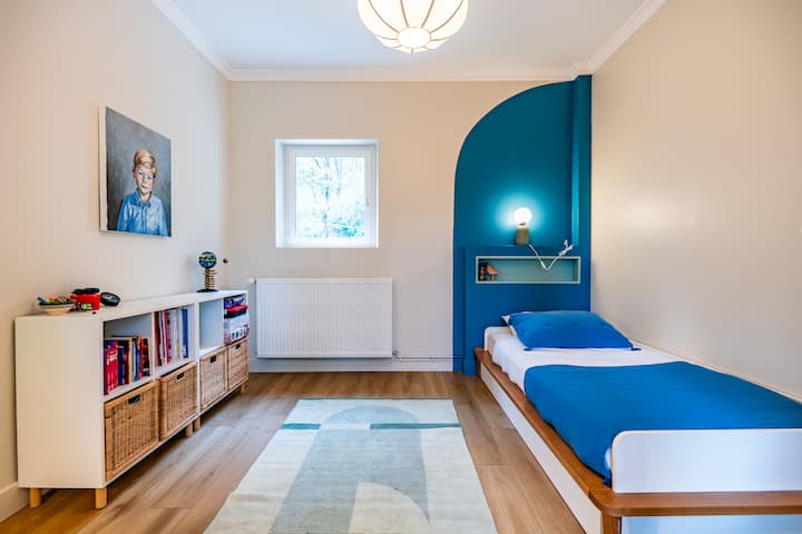 Bedroom 5