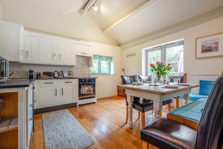 2 Bed In Bude (Oc-c34841) - 부드