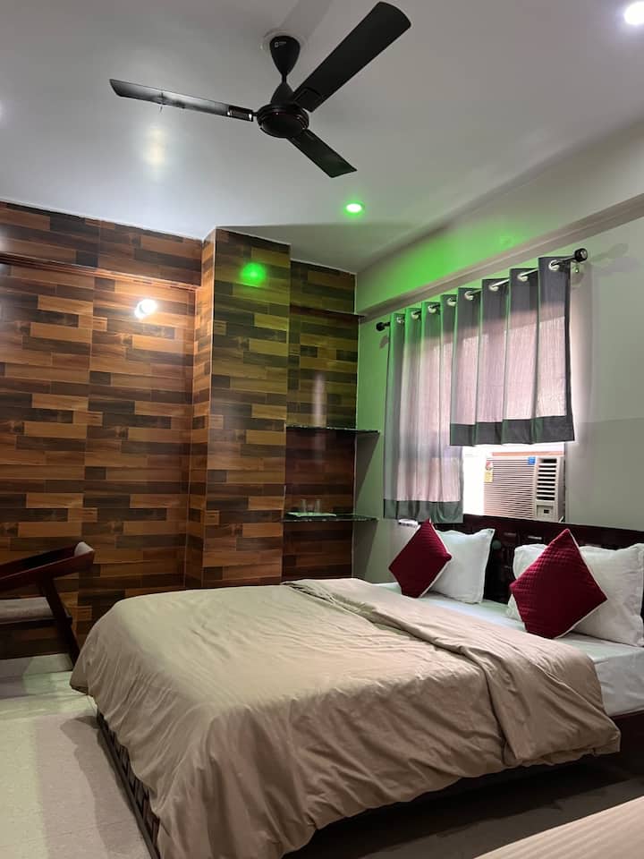 Hotel Near By Railway Station And Metro Station - Jaipur