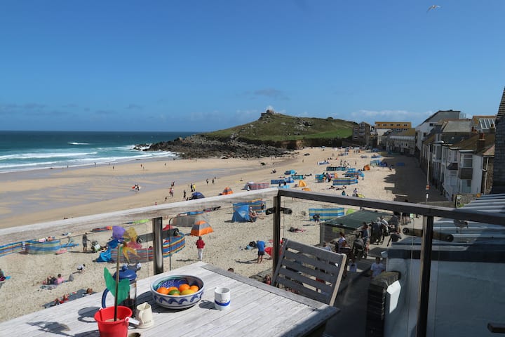 Brantwood, Porthmeor Beach, St Ives - セント・アイヴス