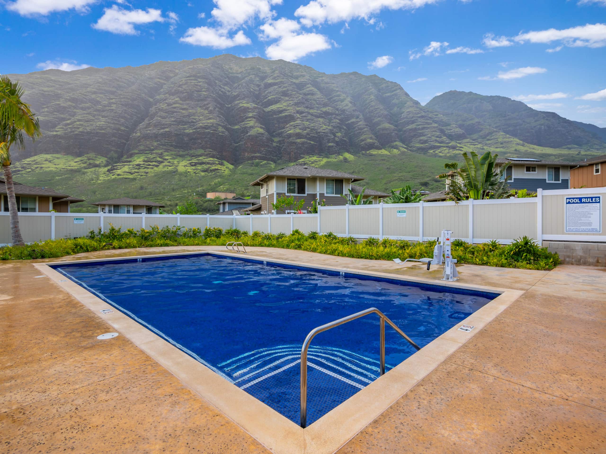 Home in Waianae · ★5.0 · 3 bedrooms · 7 beds · 2 private baths - Image 74