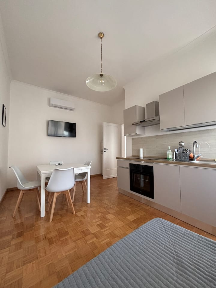 Quiet Apartment 2 - Metro Marconi - Rome