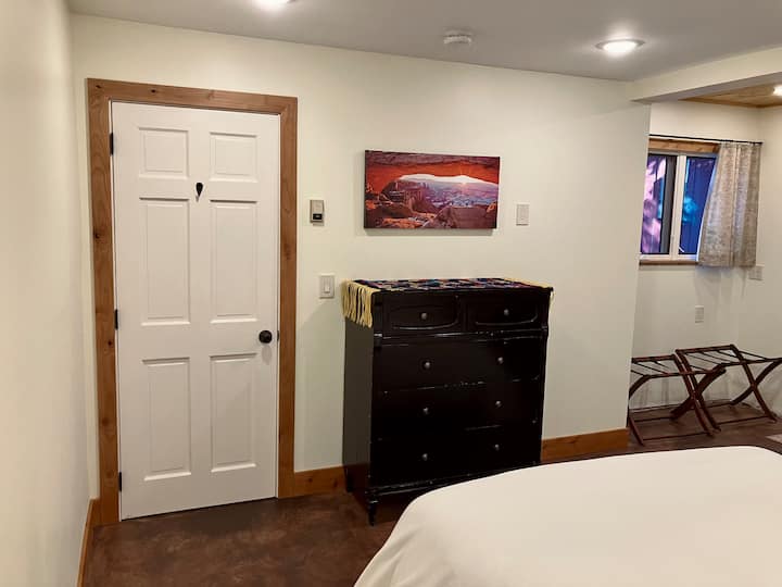 Private Bedroom And Bath In In-town Family Home - 杜蘭戈