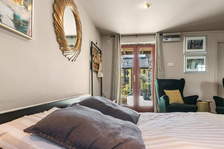 The Cranny, A Luxe Studio Mini-home - Aberdovey