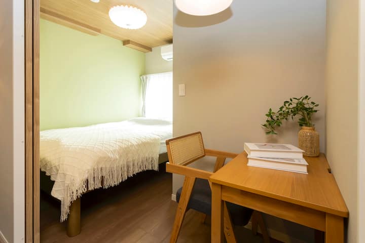 საძინებელი 2