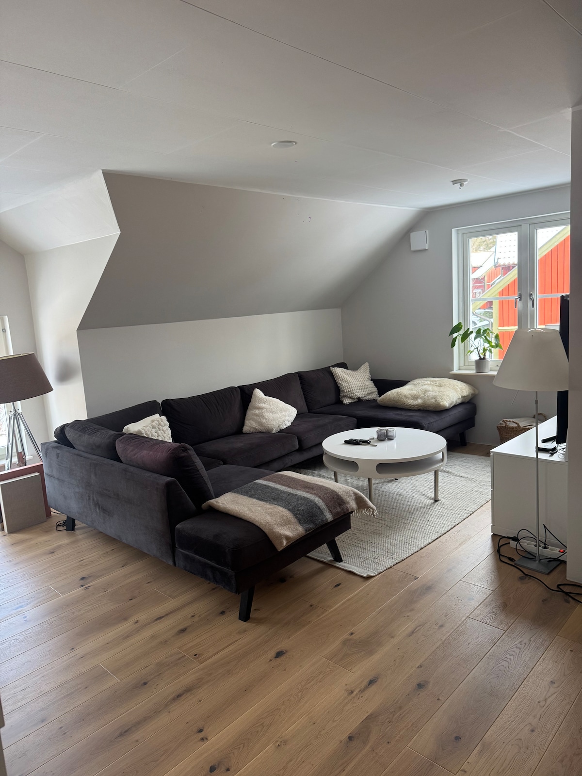 Newly renovated villa with pool on Värmdö