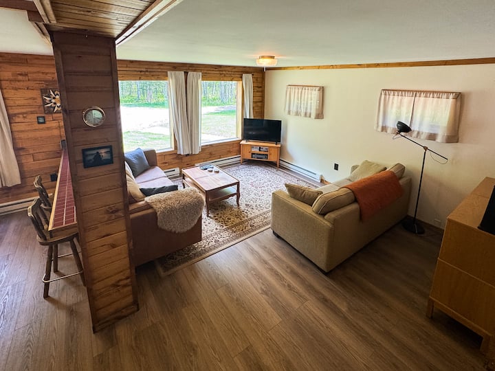 Canosia Rustic Retreat - Duluth, MN