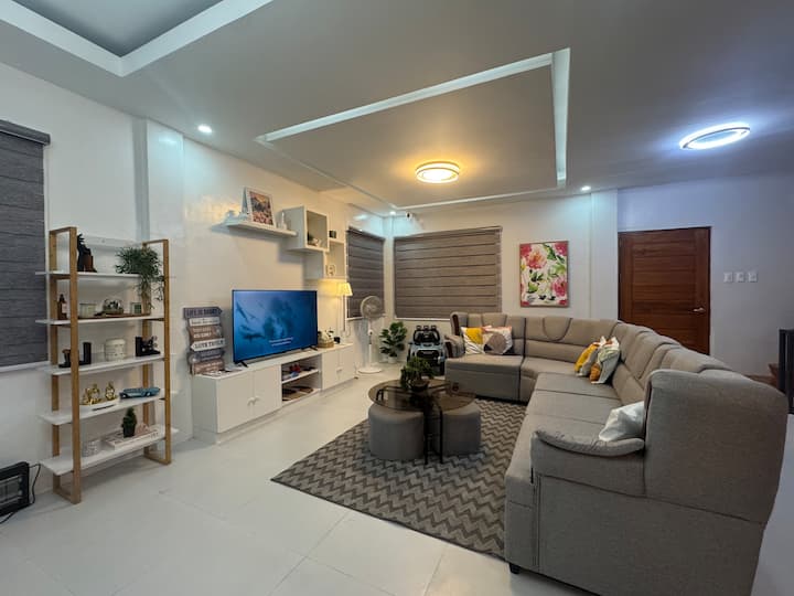 Celestine’s Tagaytay Staycation House - Tagaytay City