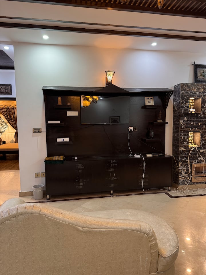 Luxury 3bhk | Upper Floor| Dha Phase 5 Near Lums - 拉哈爾