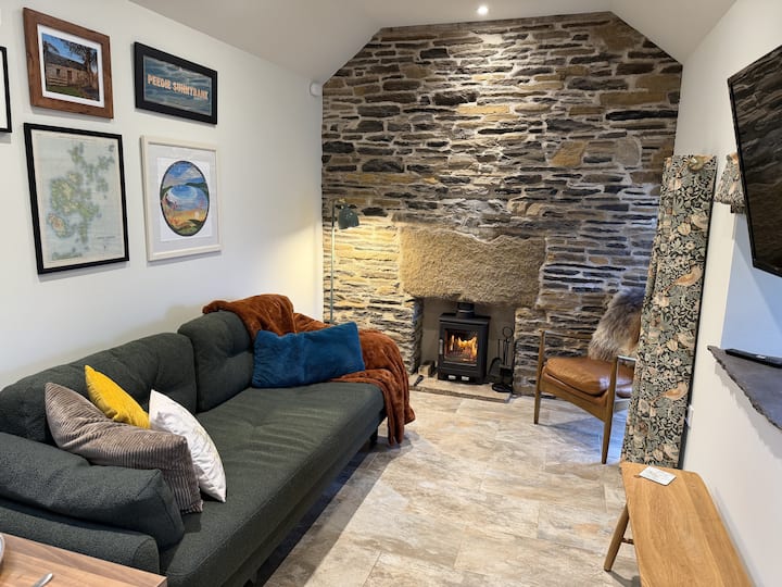 Peedie Cosy Cottage, Converted Washhouse Stromness - Stromness