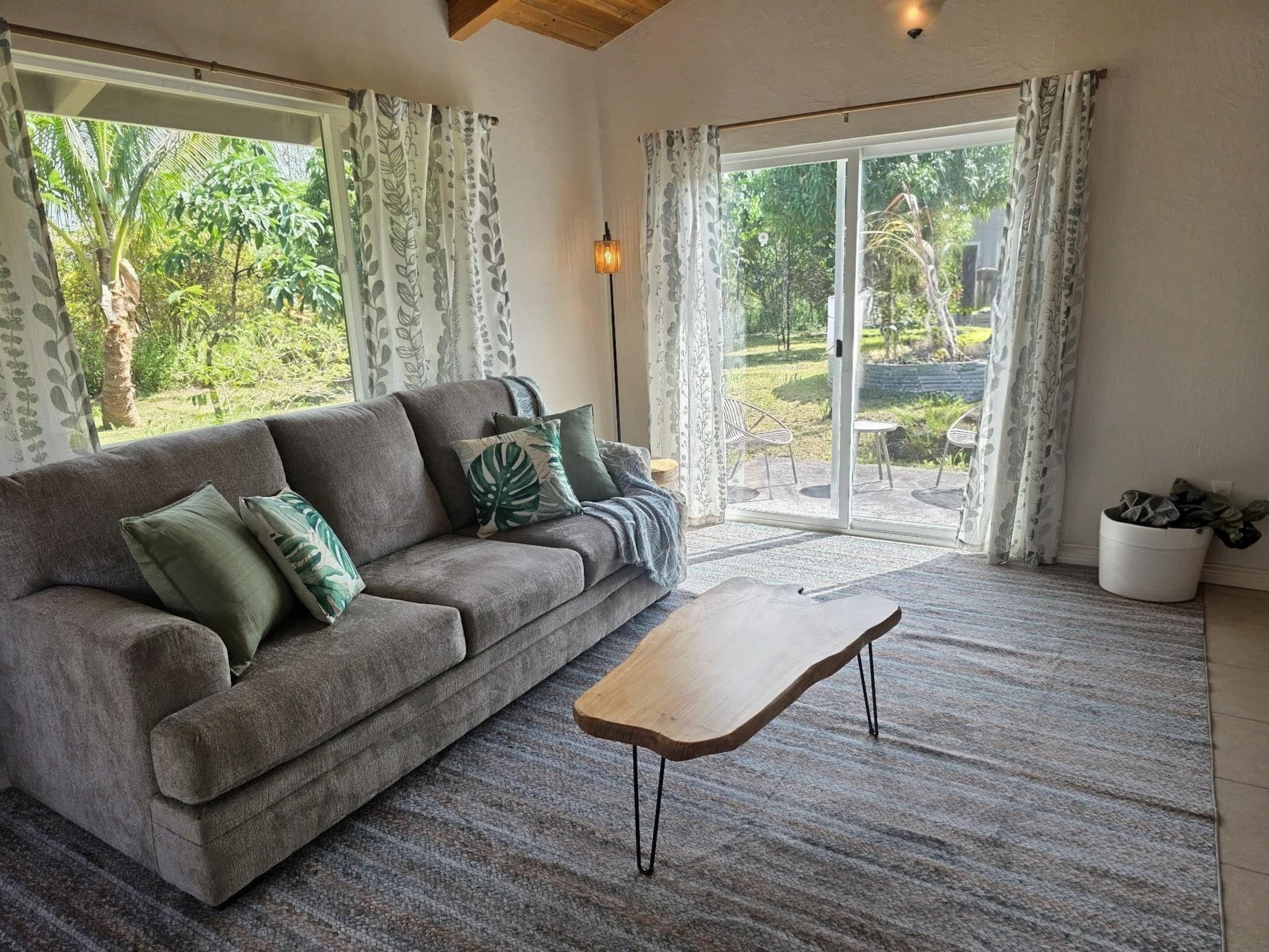 Home in Keaau · ★4.75 · 1 bedroom · 2 beds · 1 private bath - Image 3