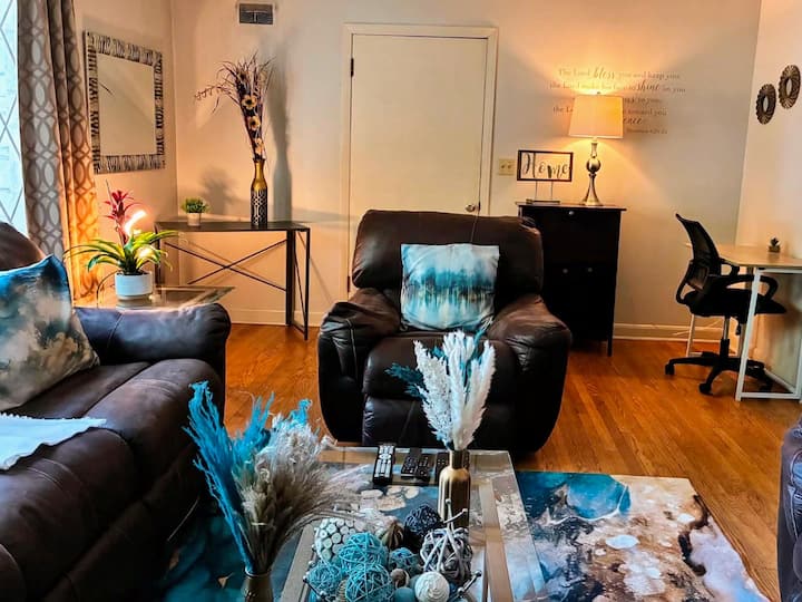 Cozy Private Room Midtown Milwaukee Wifi-d - Wauwatosa, WI