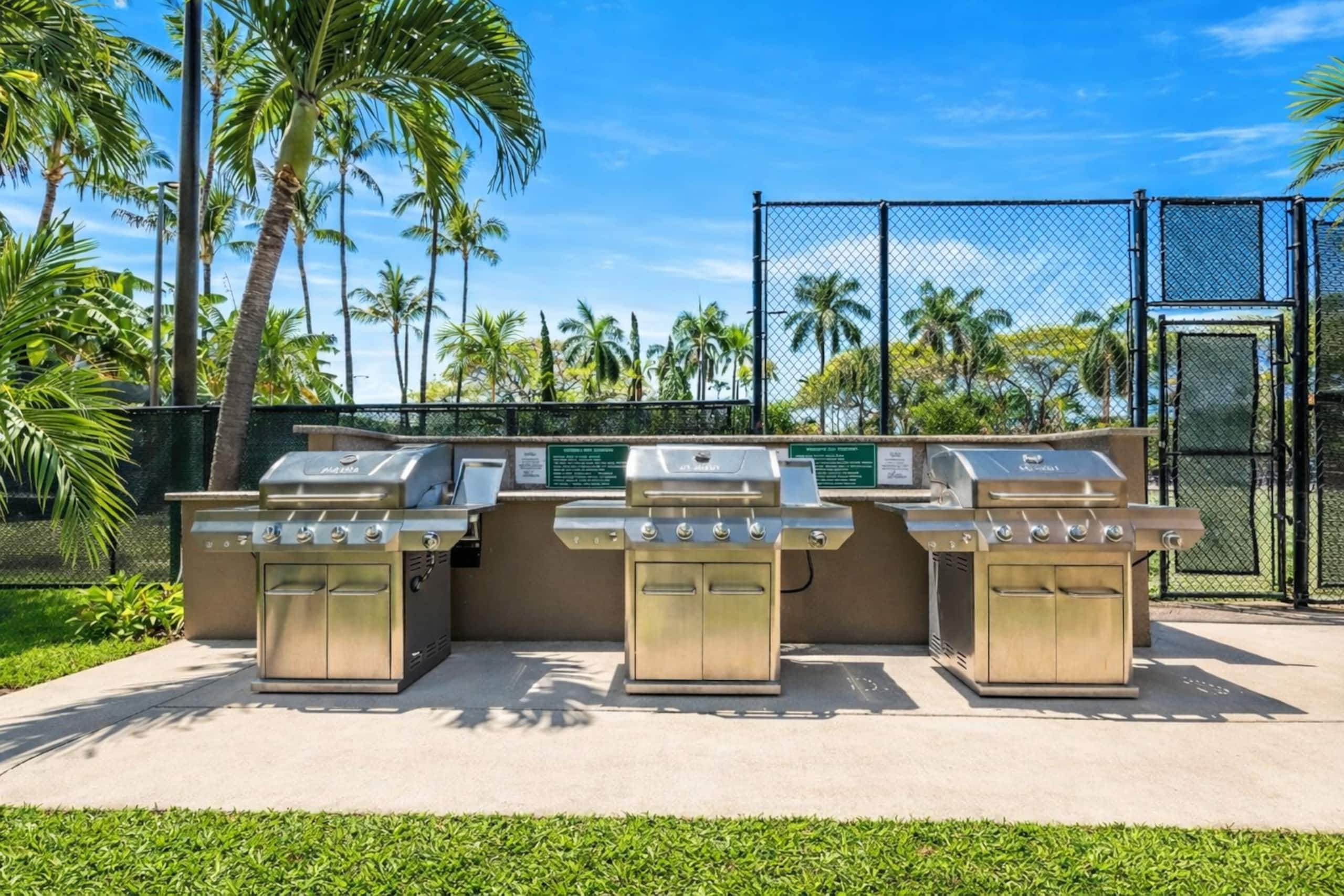 Condo in Lahaina · ★5.0 · 2 bedrooms · 4 beds · 2 baths - Image 33