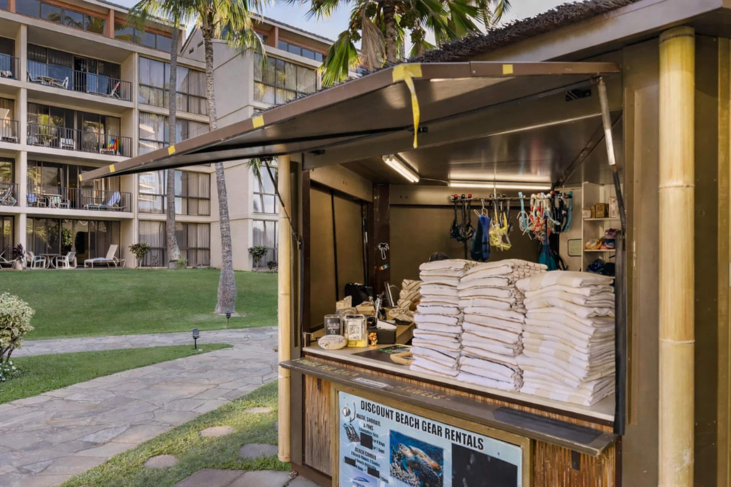 Condo in Lahaina · ★5.0 · 2 bedrooms · 4 beds · 2 baths - Image 36