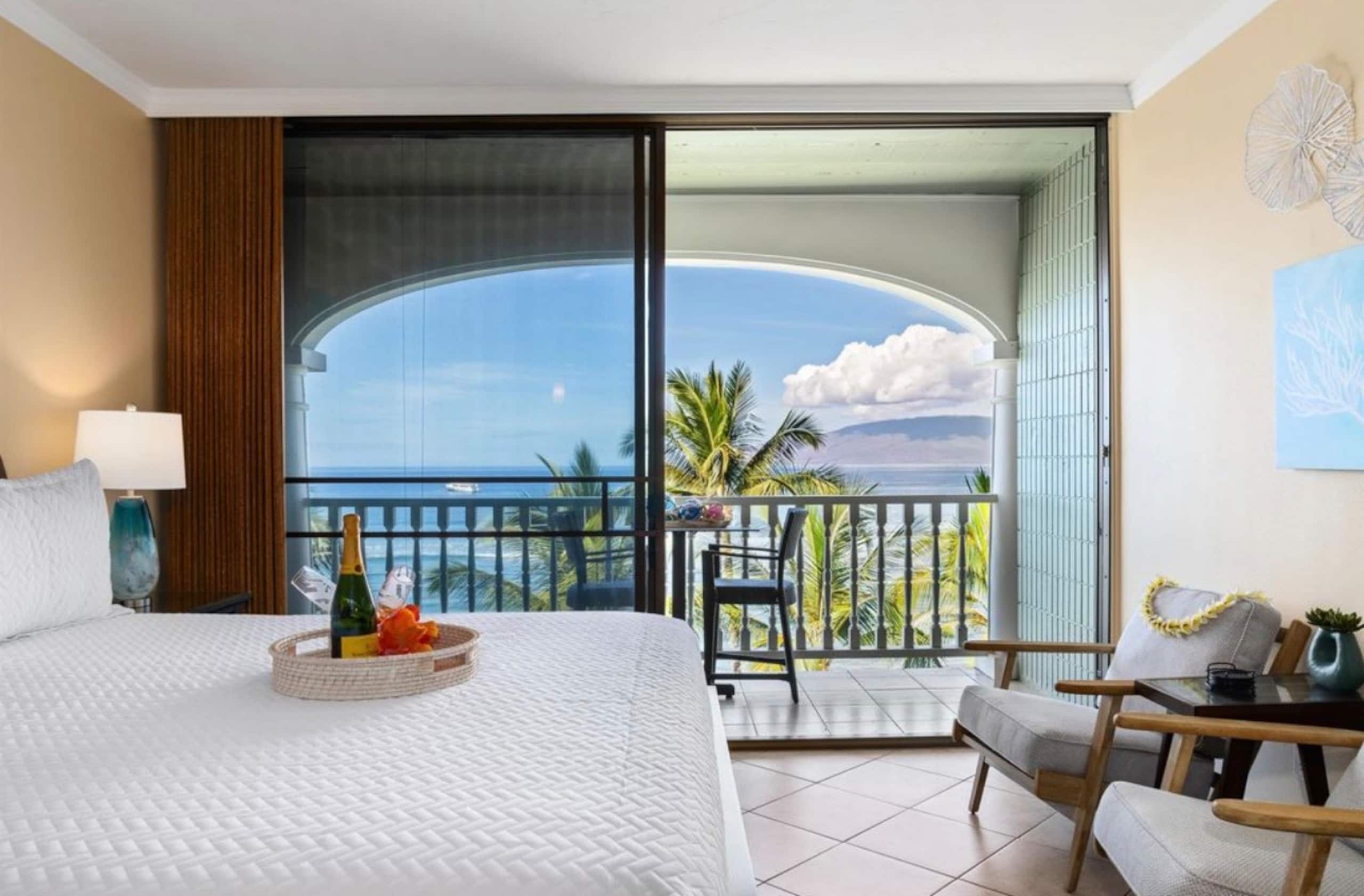 LahainaShoresBeachfrontPanoramic Endless OceanView - Image 6