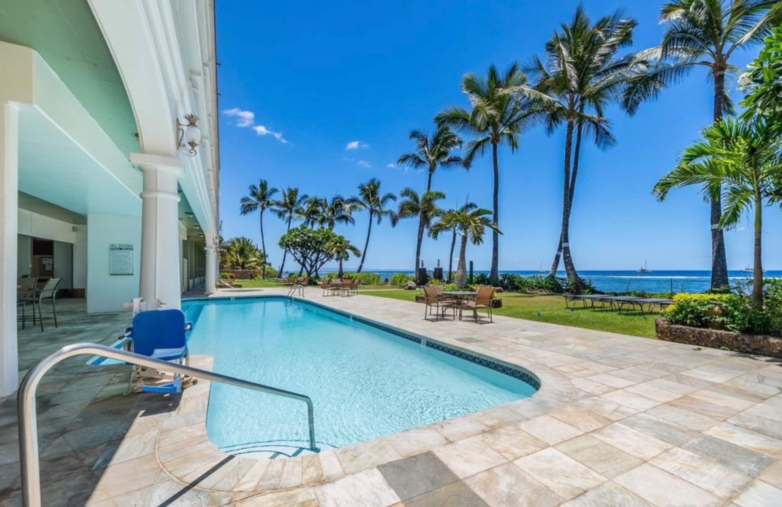 LahainaShoresBeachfrontPanoramic Endless OceanView - Image 14