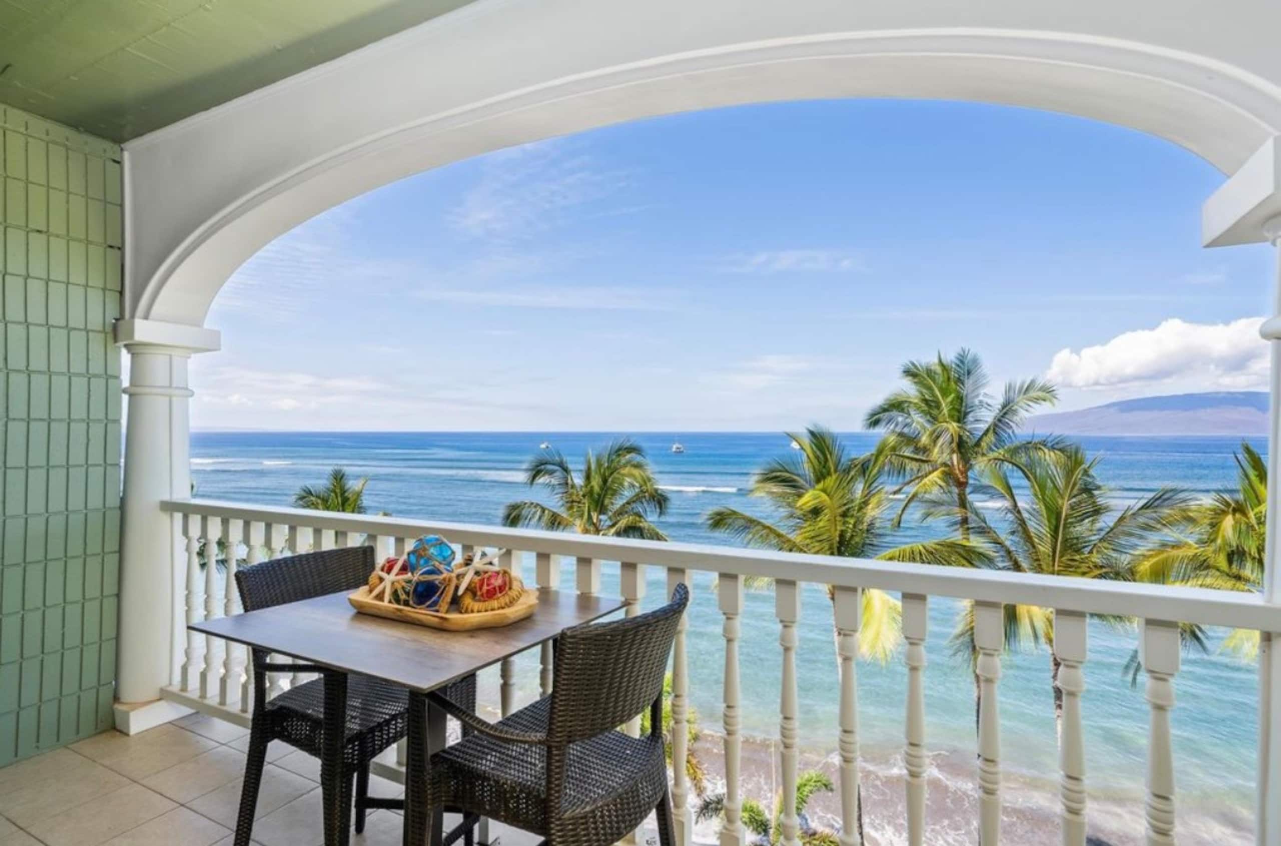 LahainaShoresBeachfrontPanoramic Endless OceanView - Image 4