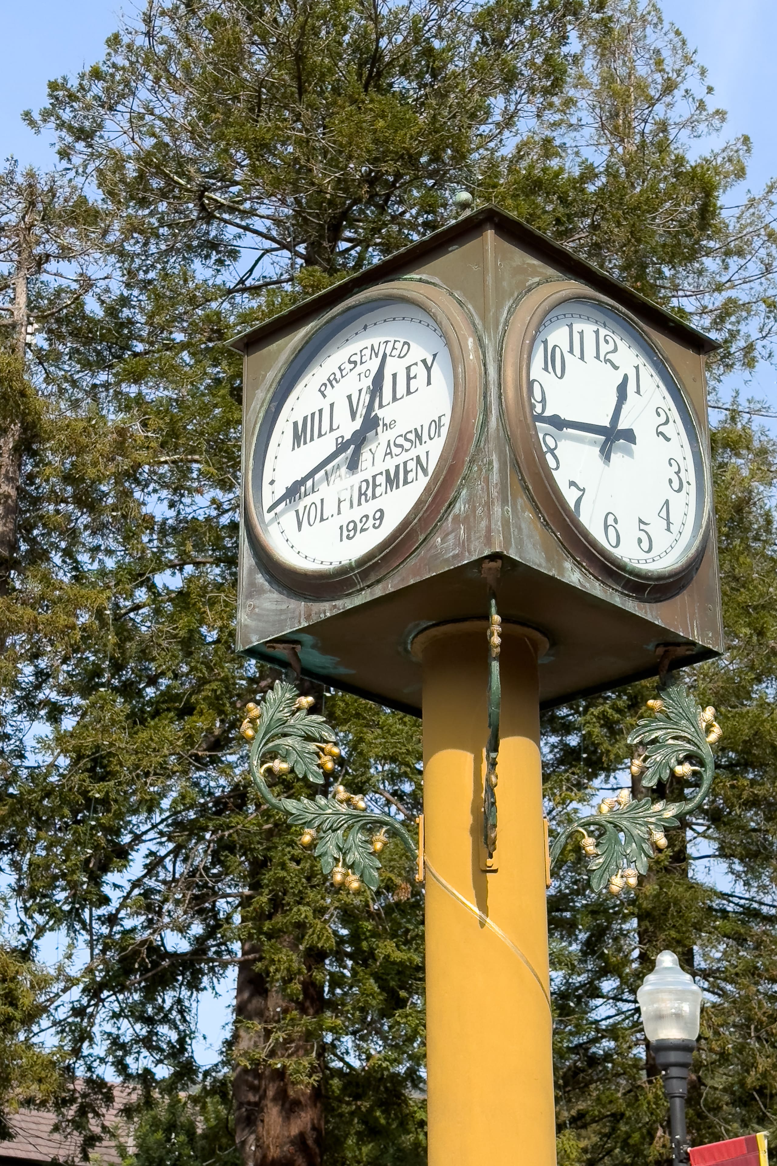 Luxe Treehouse Apt•Walk to Town•King Bed•Sleeps 4 - Photo 24