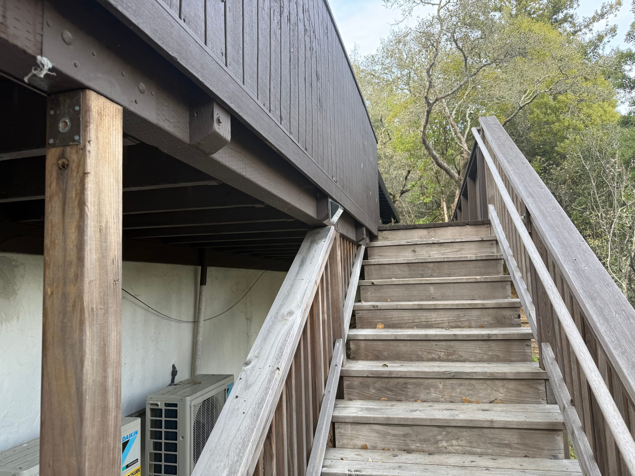 Luxe Treehouse Apt•Walk to Town•King Bed•Sleeps 4 - Photo 30