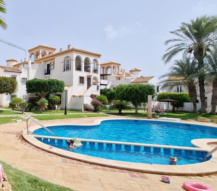 Picasso Apartment - Playa Flamenca