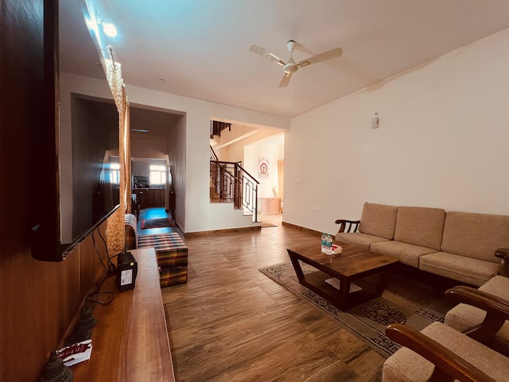 The Rosewood - Falcon Stays | 4 Bhk | Nandi Hills - Nandi Hills