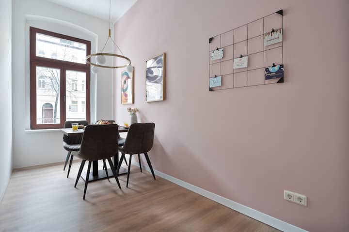 Deluxe One-bedroom Family Apartment | Home2share - Halle (Saale)