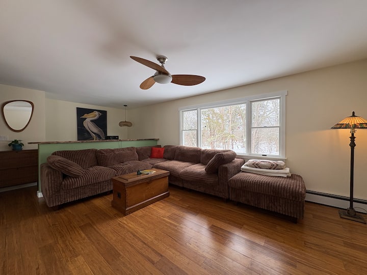 Beach House With Ac & Beach Pass- Matunuck Area - Narragansett, RI