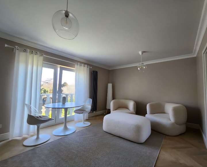 1 Bedroom Jewel With Free Private Parking - Remich