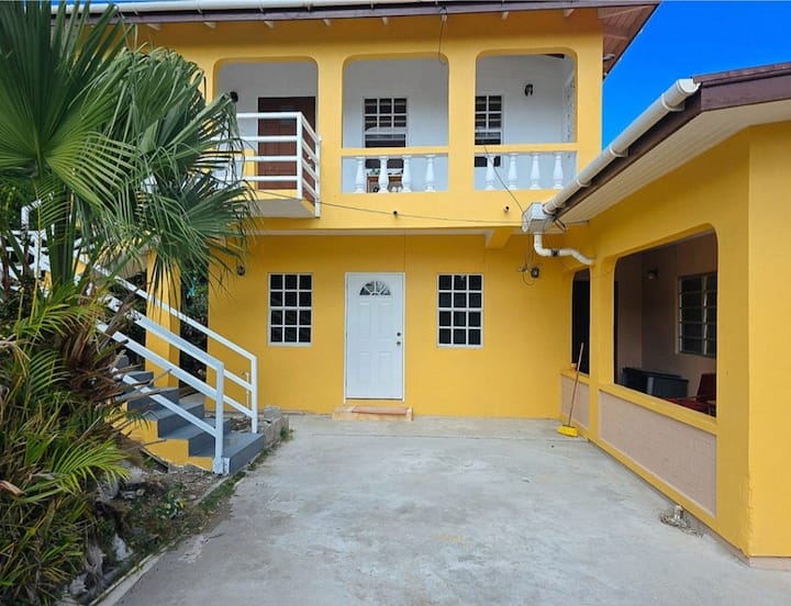 Central City Access Apartment - Antigua and Barbuda