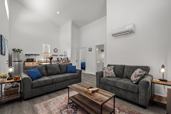 Private Downtown Retreat I Hot Tub I A/c - コロラド・スプリングズ, CO